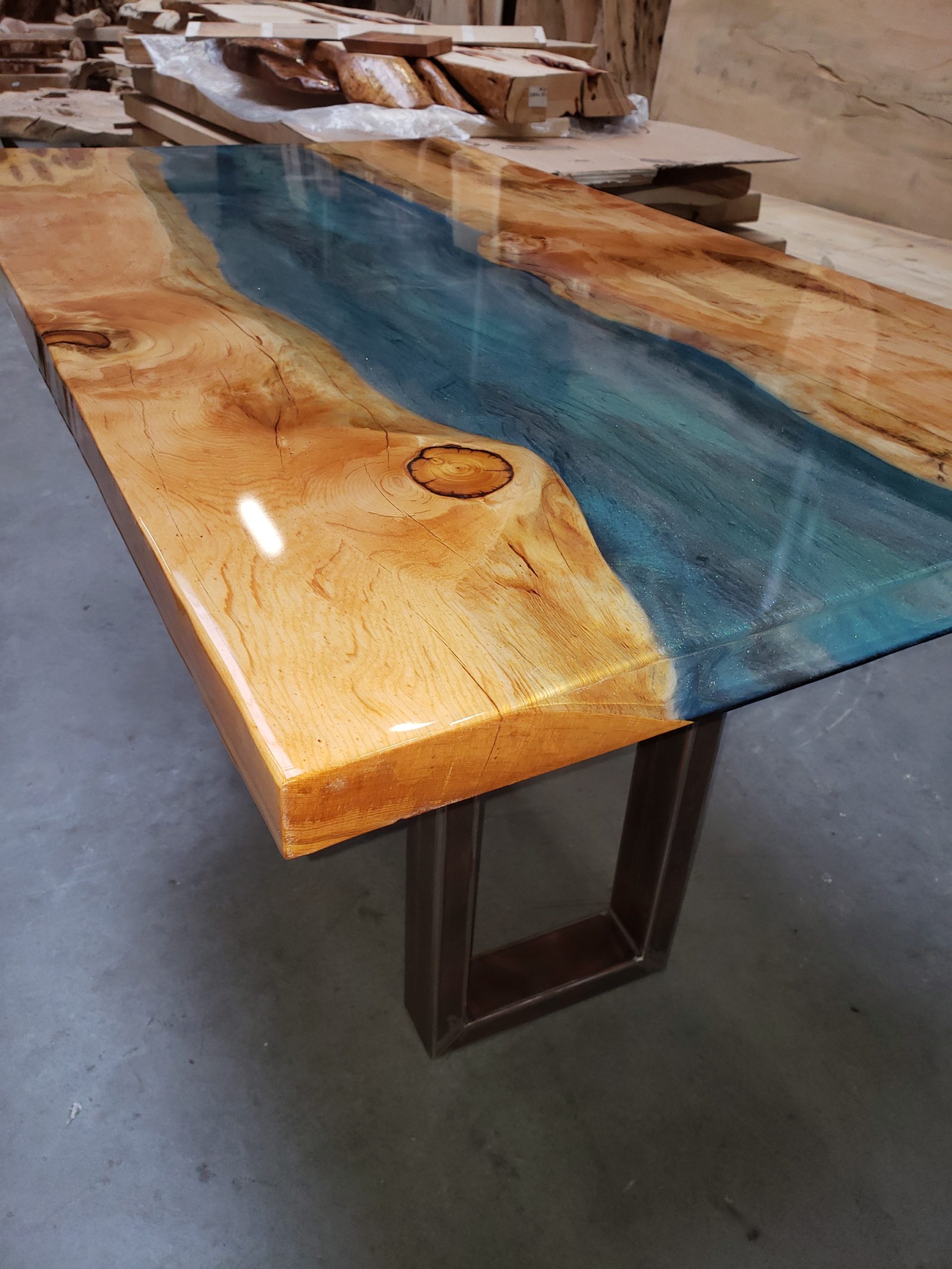 Houten Epoxy tafel kopen? op maat gemaakt iQonya